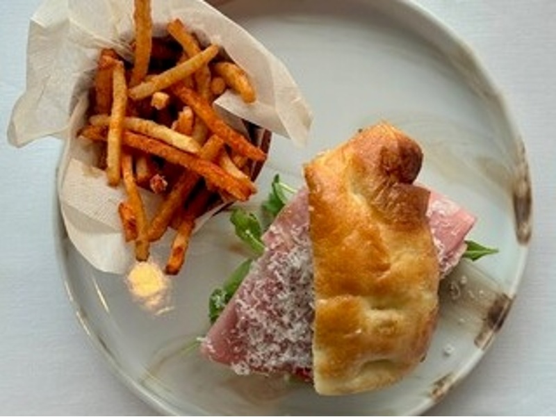 平日限定【フォカッチャサンドウィッチ】