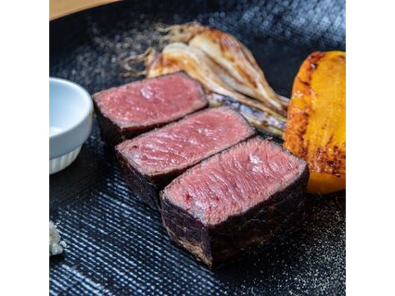 【2時間飲み放題!!】超お得な大皿ラグジュアリーコース　A5ランクオリーブ和牛・旬野菜たっぷりのNEWLIGHTサラダ・定番スイーツのナポレオンチェリーパイなど