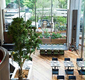 【その他店内写真】メインフロア