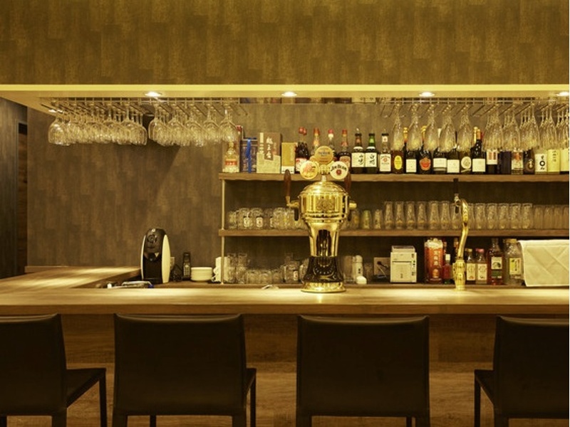 カウンター席も完備