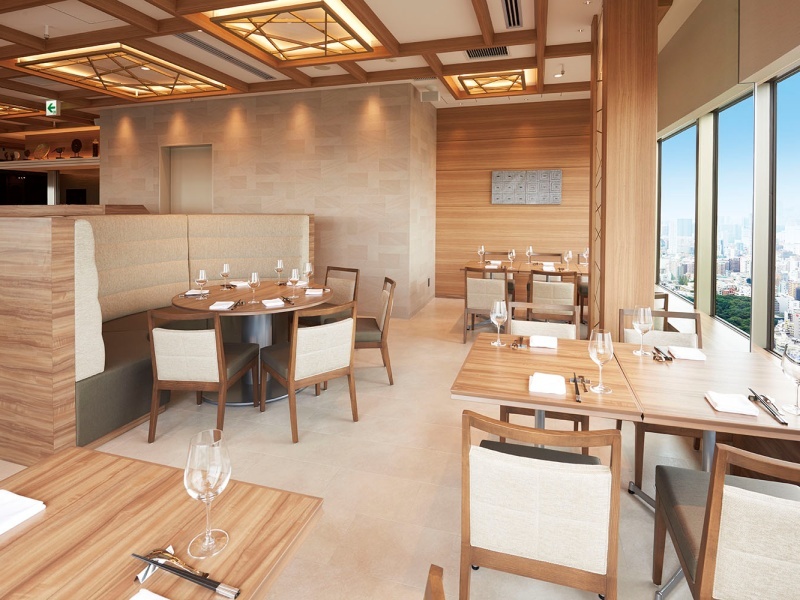 ブース席
東京を一望できるおしゃれ空間で思い出に残る宴会をサポートいたします。