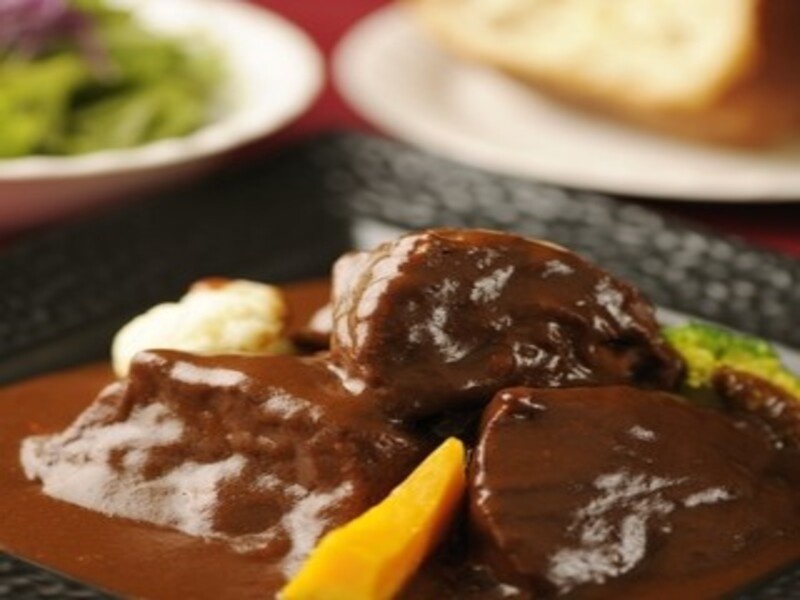 ★★パエリア＆牛タンシチューコース★★8,000円（税込）　　※２Hスパークリングワイン・サングリアも飲み放題付き