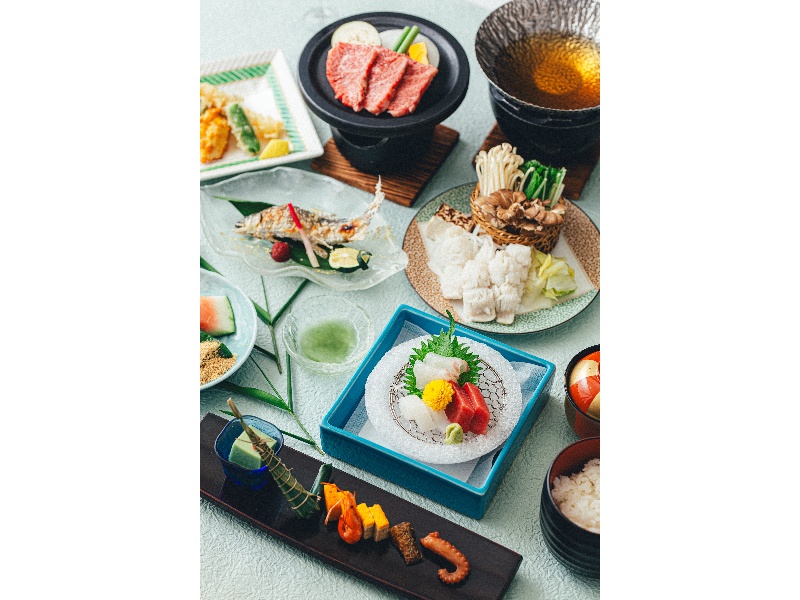 個室でのお食事にこだわった奈良の季節を感じる『鱧鮎会席』を堪能する