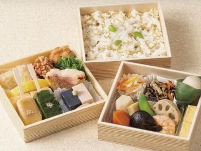 お弁当 他
『華弁当』