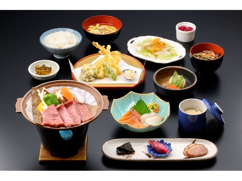 グレードアップ料理の信州牛のほうば焼き宴会料理