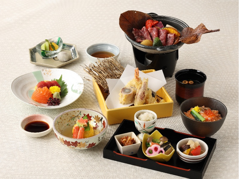 日本料理「藤さわ」ご会食プラン　【花会席】