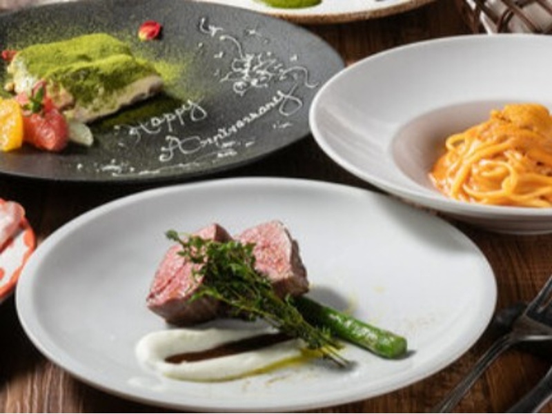 【完全個室】【Lunch】ランチタイム1組限定！牛ハラミのグリルと鮮魚のグリルを味わうWメインおよび自家製生パスタなど全8品＆選べる1ドリンク付き