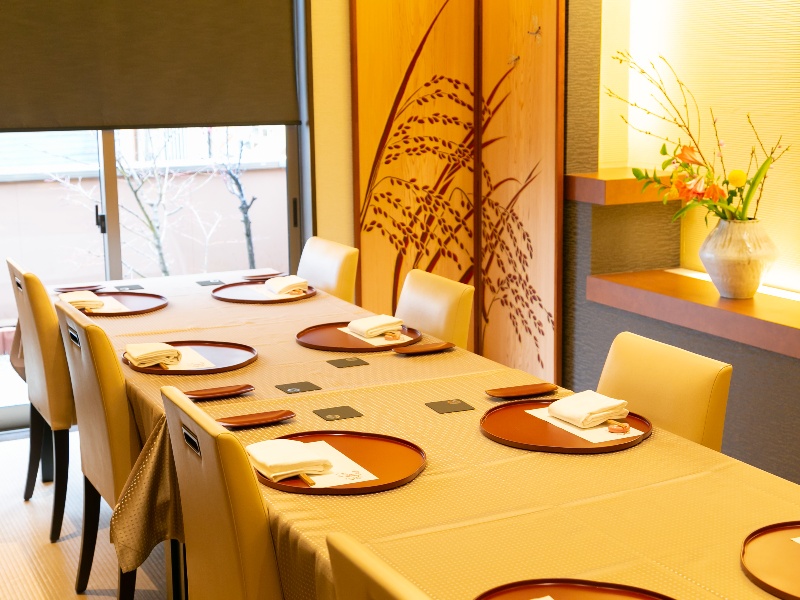 2階　個室6名～12名様までご利用可能