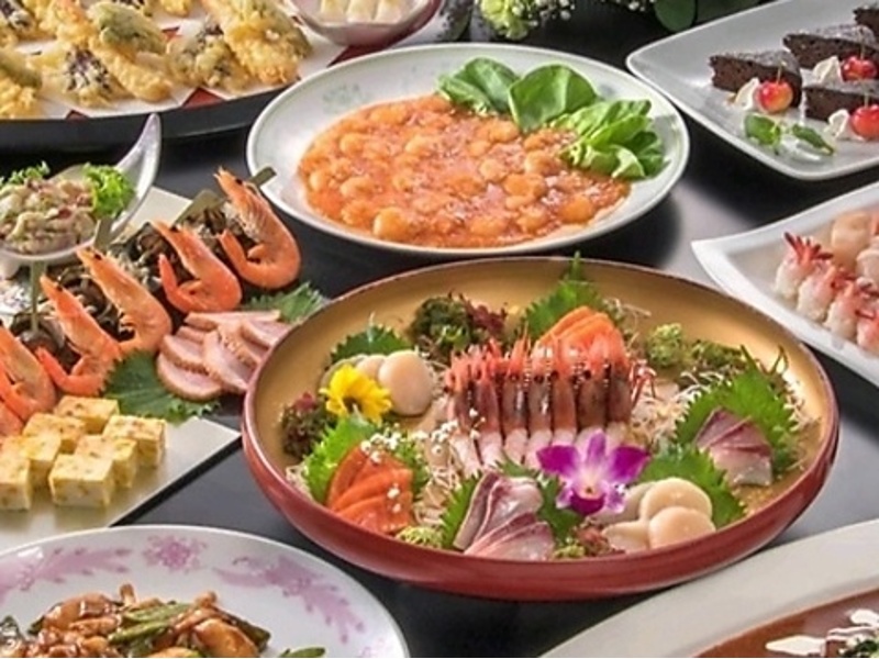 和洋中盛り合わせ8品 ￥8,500（税込）コース