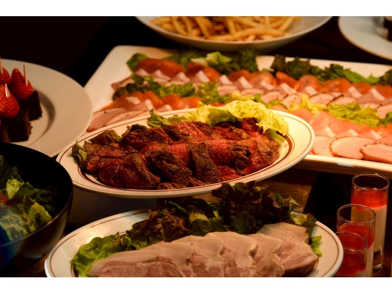 【幹事様をお手伝い】メインは牛塊肉！赤身の旨味を堪能★スタンダード《120分飲み放題付》5000円