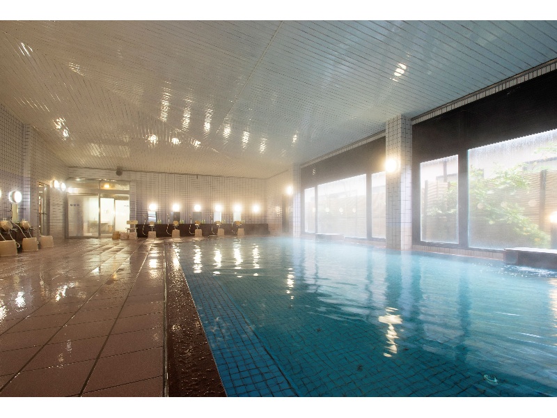 館内利用時間内でどなたでもお入り頂けます。
タオル150円バスタオル200円レンタル可