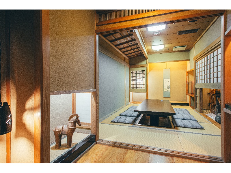 個室でゆっくりと季節会席と温泉　昼食【会席7,700円コース】