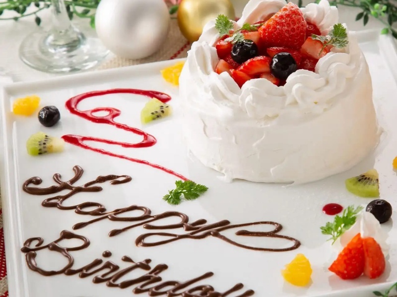 メッセージ付ホールケーキ