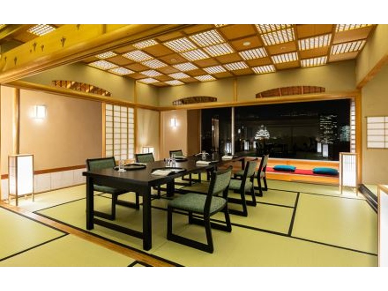 ホテルの本格茶室「清芳庵」で味わう日本料理会席プラン