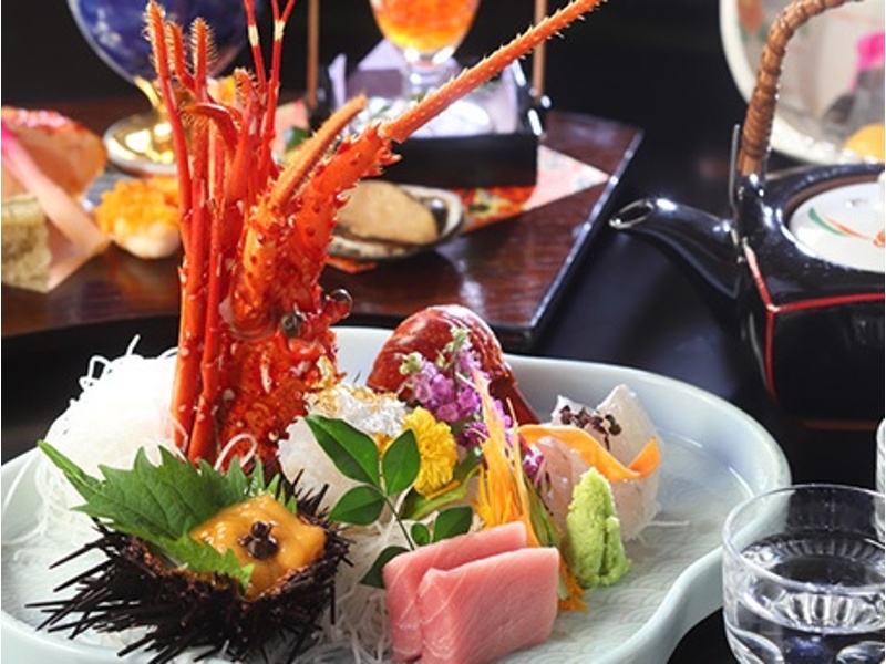 地産地消にこだわり、丁寧に調理した郷土会席。
素材の味を大切にした優しい味わいをご堪能ください。