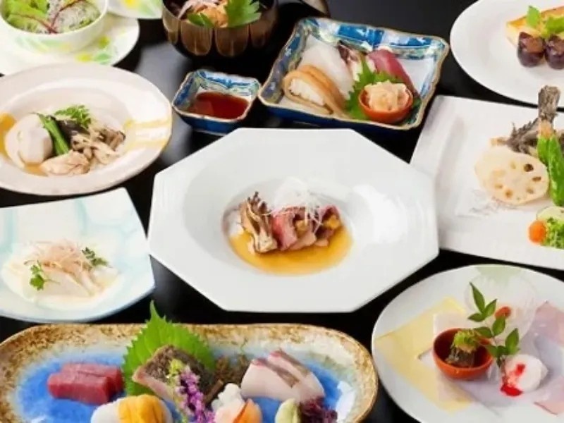 法要　会食　6,000円(税サ別)