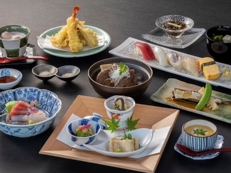 【季節のおすすめコース】季の庭会席 7,800円