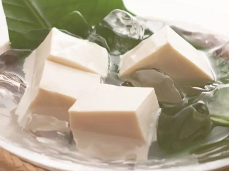 厳選大豆で毎朝作る、濃厚で甘い出来立て豆腐