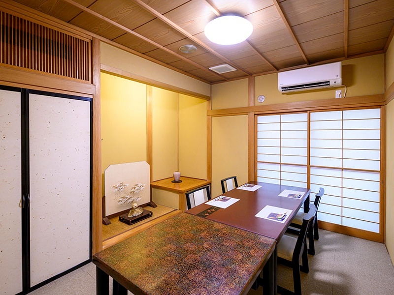 個室・テーブル席